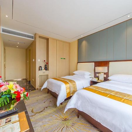 Vienna International Hotel Diecai Wanda High Speed ​​Rail Station Guilin Exterior photo